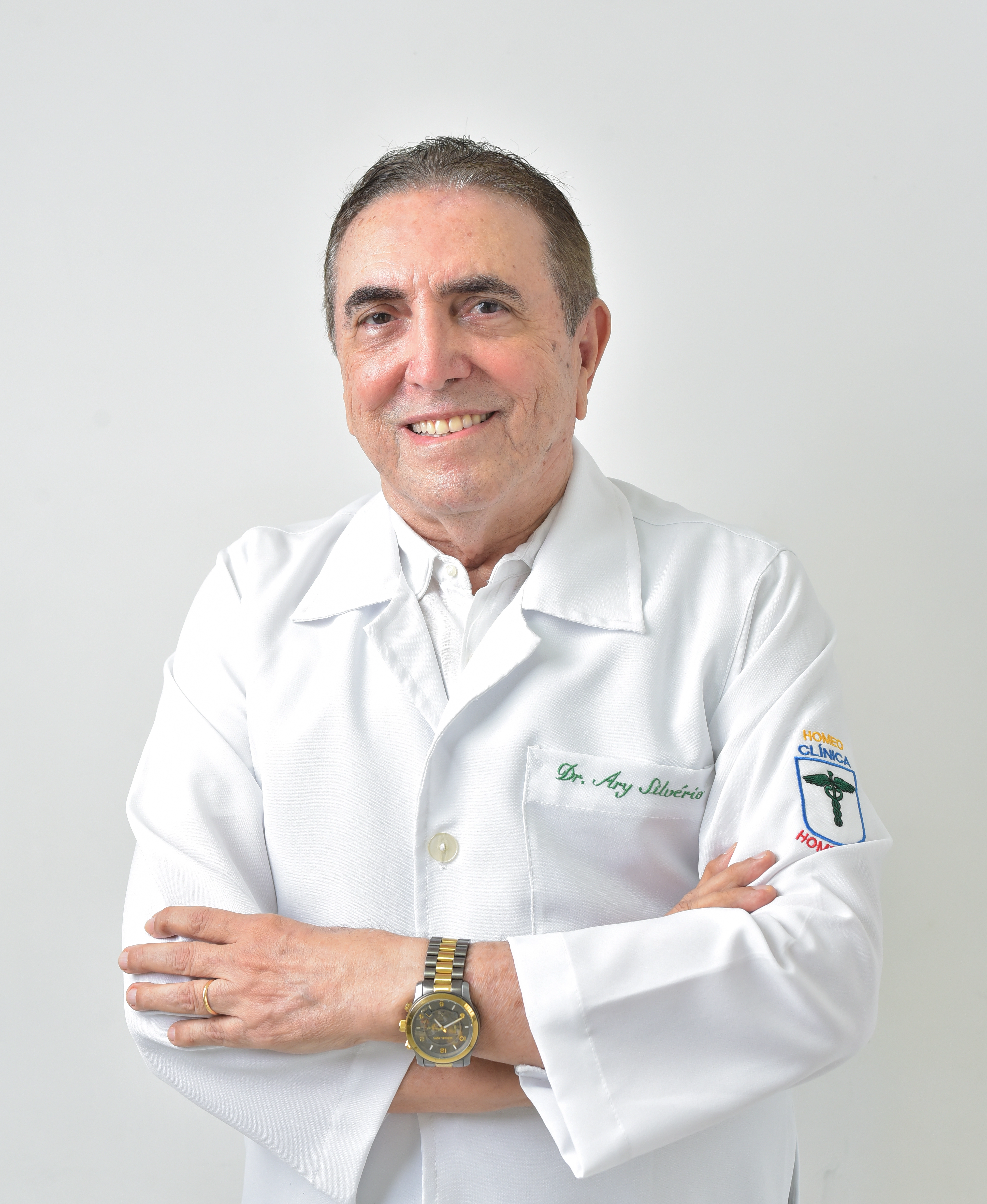 Dr. Ary Silvério